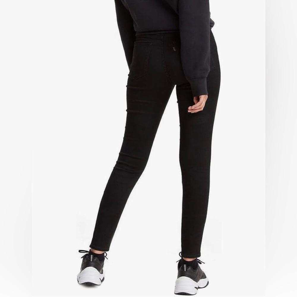 Levi’s 721 High Rise Skinny